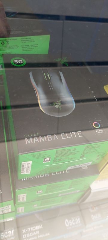 Игровая мышь Razer Mamba Elite в коробке; сверху Razer Viper Ultimate, внизу мыши Oscar X-710BK